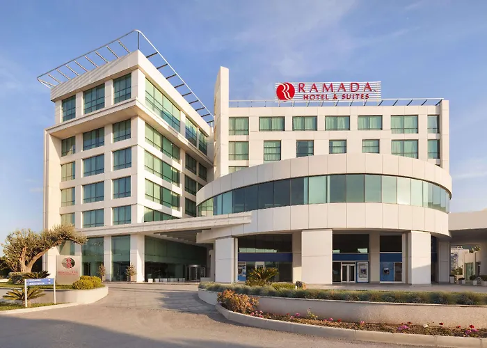 Ramada Hotel & Suites By Wyndham Izmir Kemalpasa photo