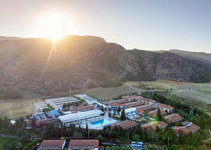 Spa Hotel Colossae Thermal Karahayit  photo