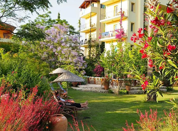 Emel Pension Guzelcamli photo