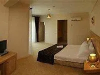 Nevadasu Hotel Calis photo
